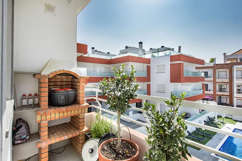 Patio, BBQ facilities, View (from property/room), Balcony/Terrace