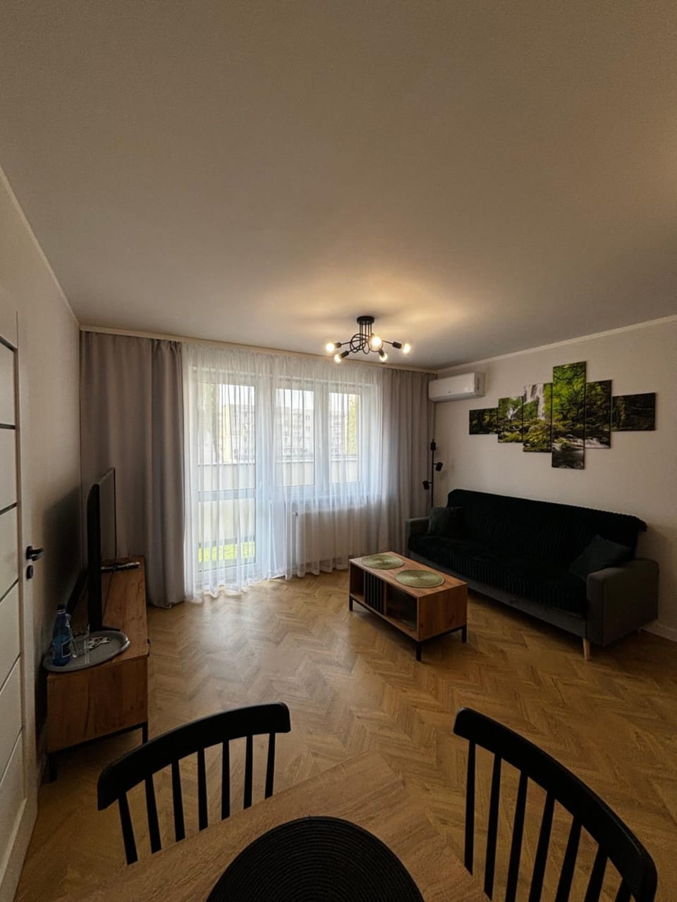 Communal lounge/ TV room, TV and multimedia, Living room, Seating area