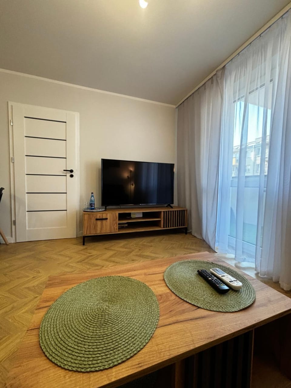 Communal lounge/ TV room, TV and multimedia, Evening entertainment