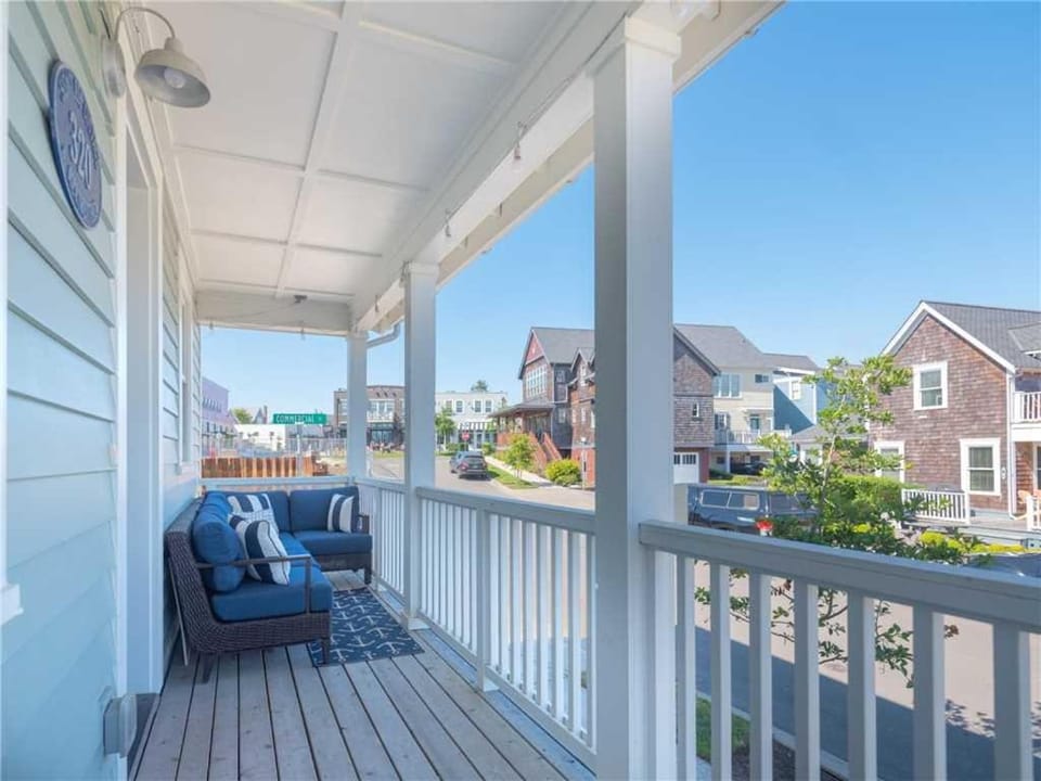 Patio, Day, View (from property/room), Balcony/Terrace, Seating area