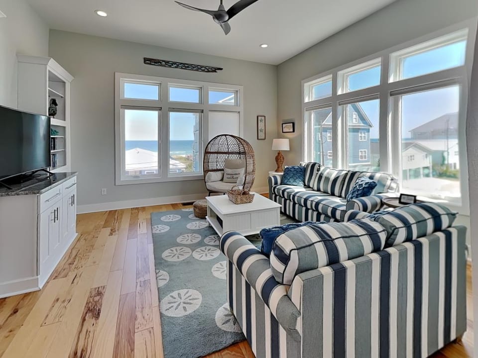 Waters Edge House in Carolina Beach