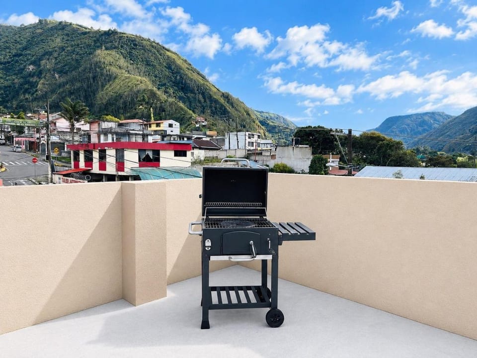 Luxury Penthouse with Jacuzzy 6 bedroom Apartment in Banos