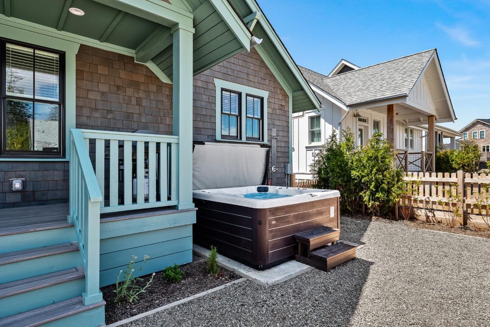 Patio, Day