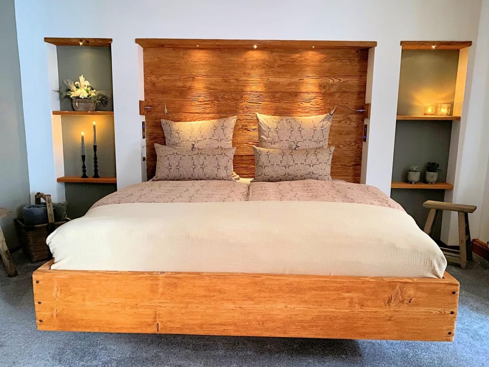Bed, Bedroom