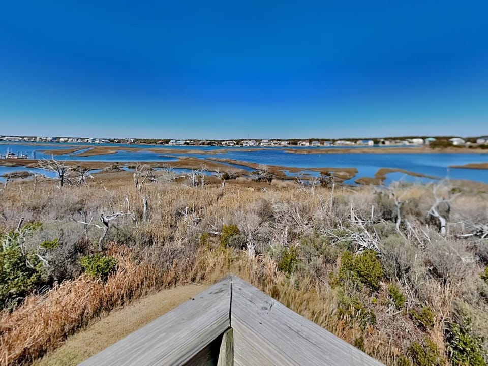 Sunset Cove House in North Topsail Beach