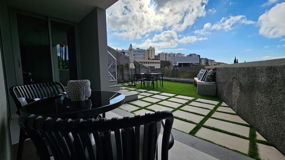 Patio, Balcony/Terrace