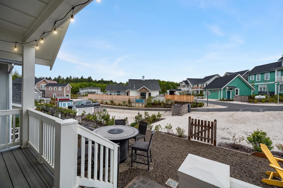 The SeaDragon by Seabrook Hospitality House in Seabrook