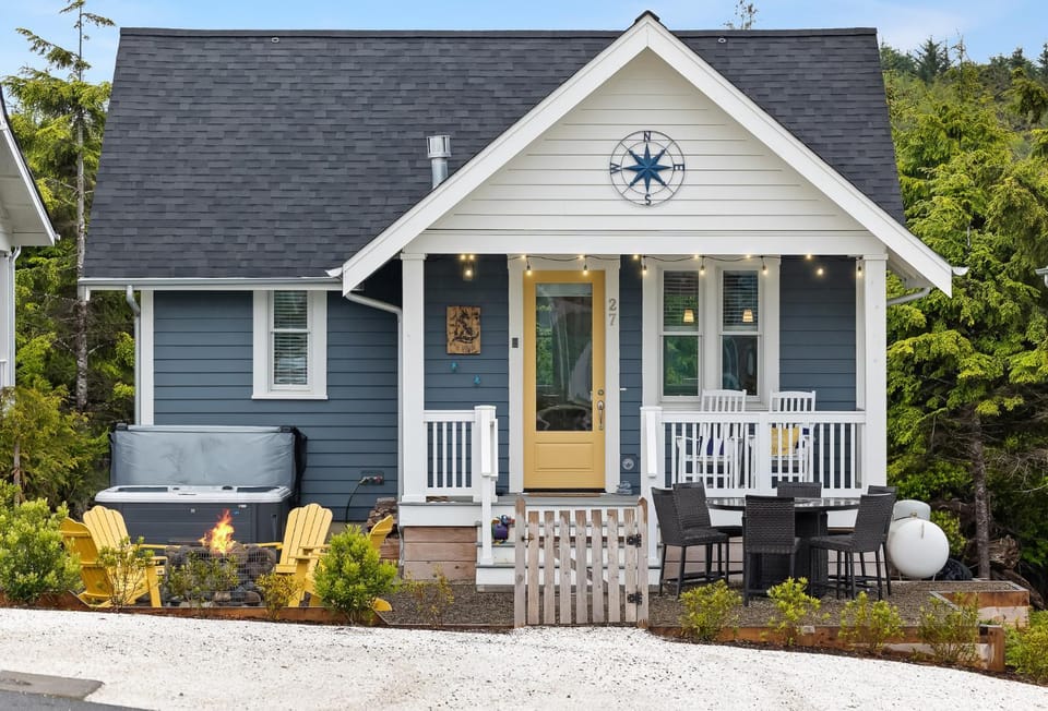The SeaDragon by Seabrook Hospitality House in Seabrook