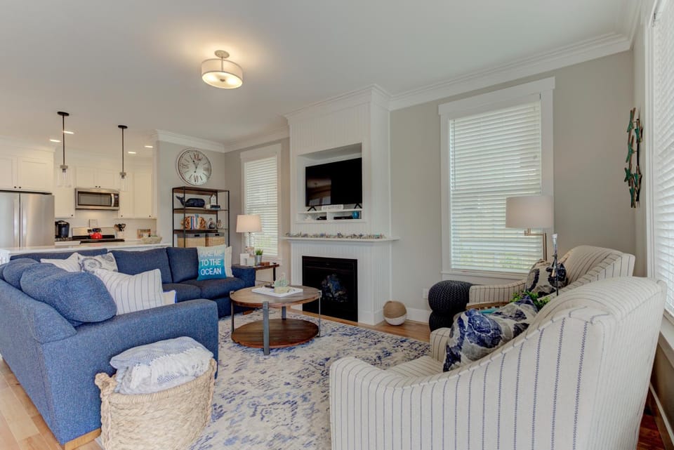 Communal lounge/ TV room, TV and multimedia, Living room, Seating area, Evening entertainment, fireplace