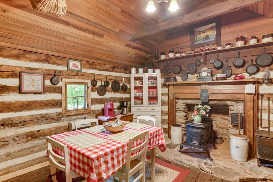 Ferrum Rustic Cabin in the Valley w/ Fire Pit Cabin in Virginia