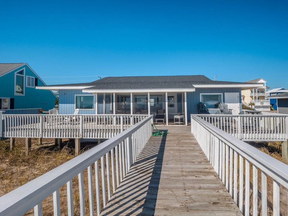 The Shark and the Seahorse House in Surf City