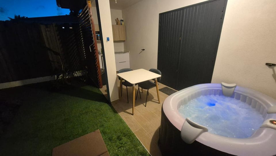 Patio, Night, Hot Tub
