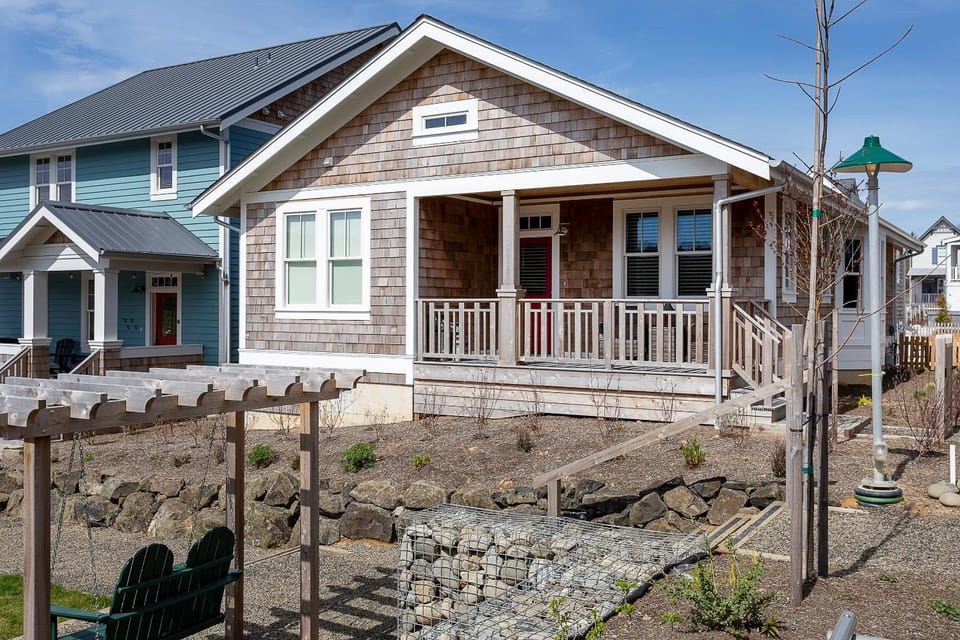 TLSea by Seabrook Hospitality House in Seabrook