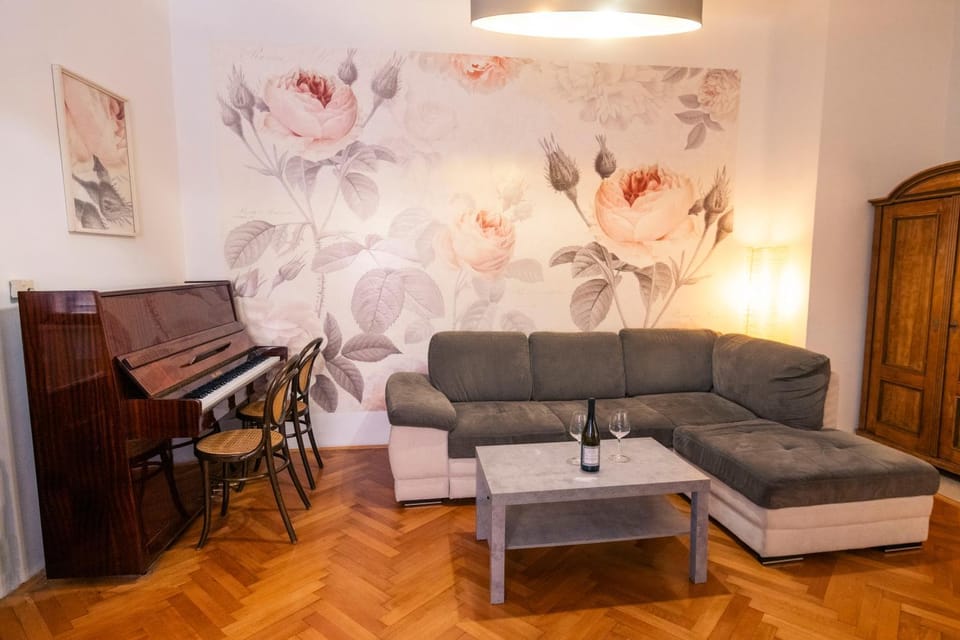 Galerija Rosa Centifolia Apartment in Ljubljana