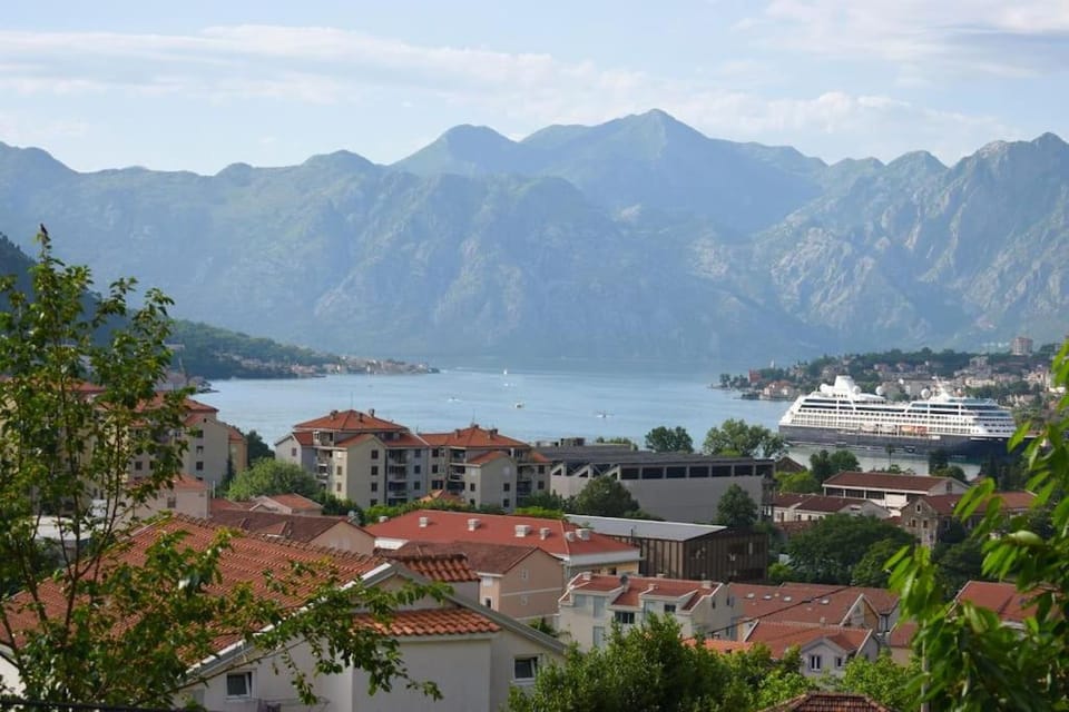 Apartment Krismil Apartment in Kotor Municipality