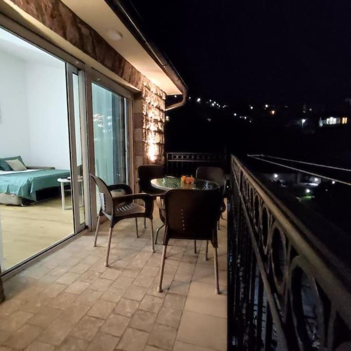 Apartment Krismil Apartment in Kotor Municipality