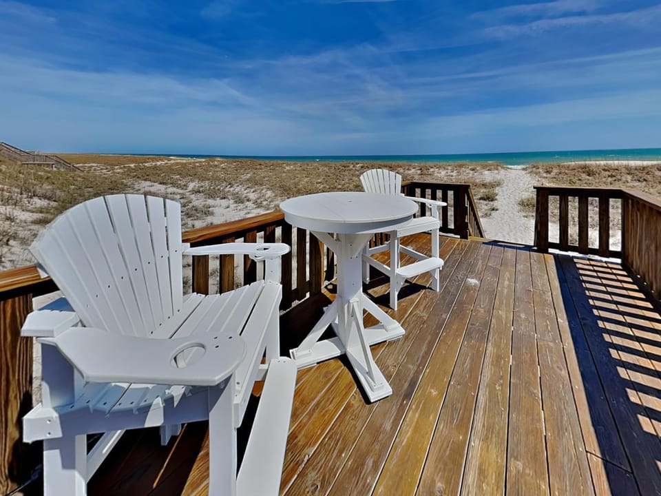 The Caroline House in Topsail Beach