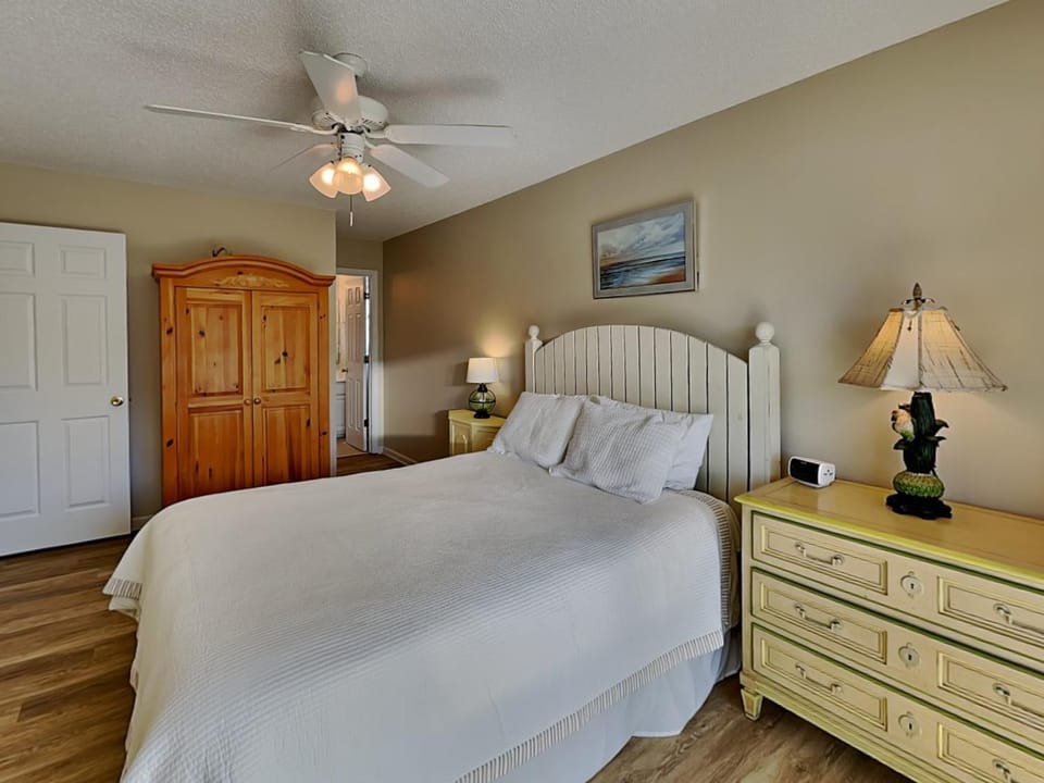 Bed, Bedroom, furniture