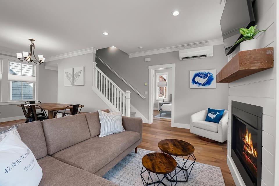 Communal lounge/ TV room, TV and multimedia, Living room, Seating area, Evening entertainment, fireplace