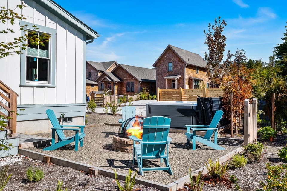 Garden, Hot Tub, Seating area