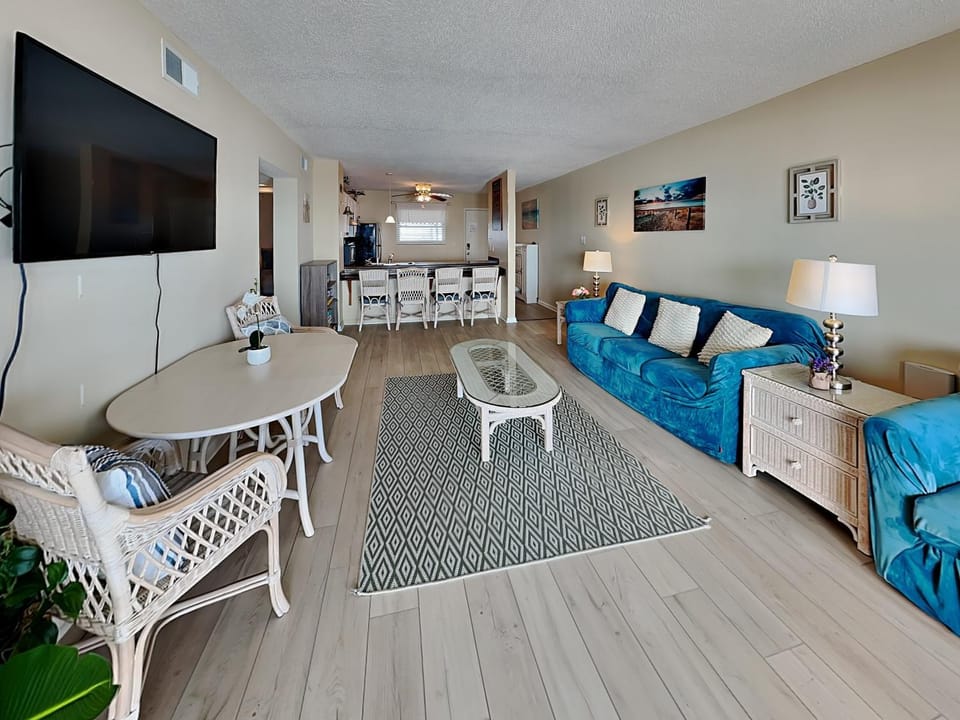 A Wave From It All Apartment in North Topsail Beach