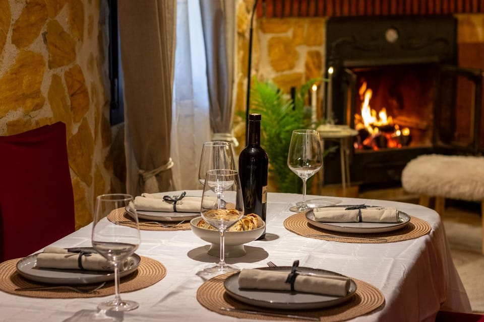 Food and drinks, Dining area, Food, Drinks, Family, heating