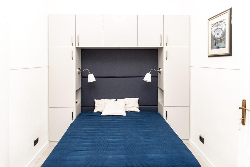 Bed, Photo of the whole room, Bedroom, wardrobe
