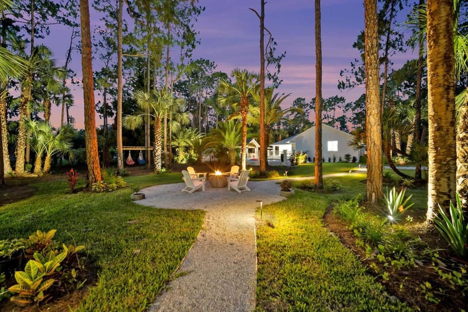 The Estates by Naples Escape 2 Private Villas House in Collier County