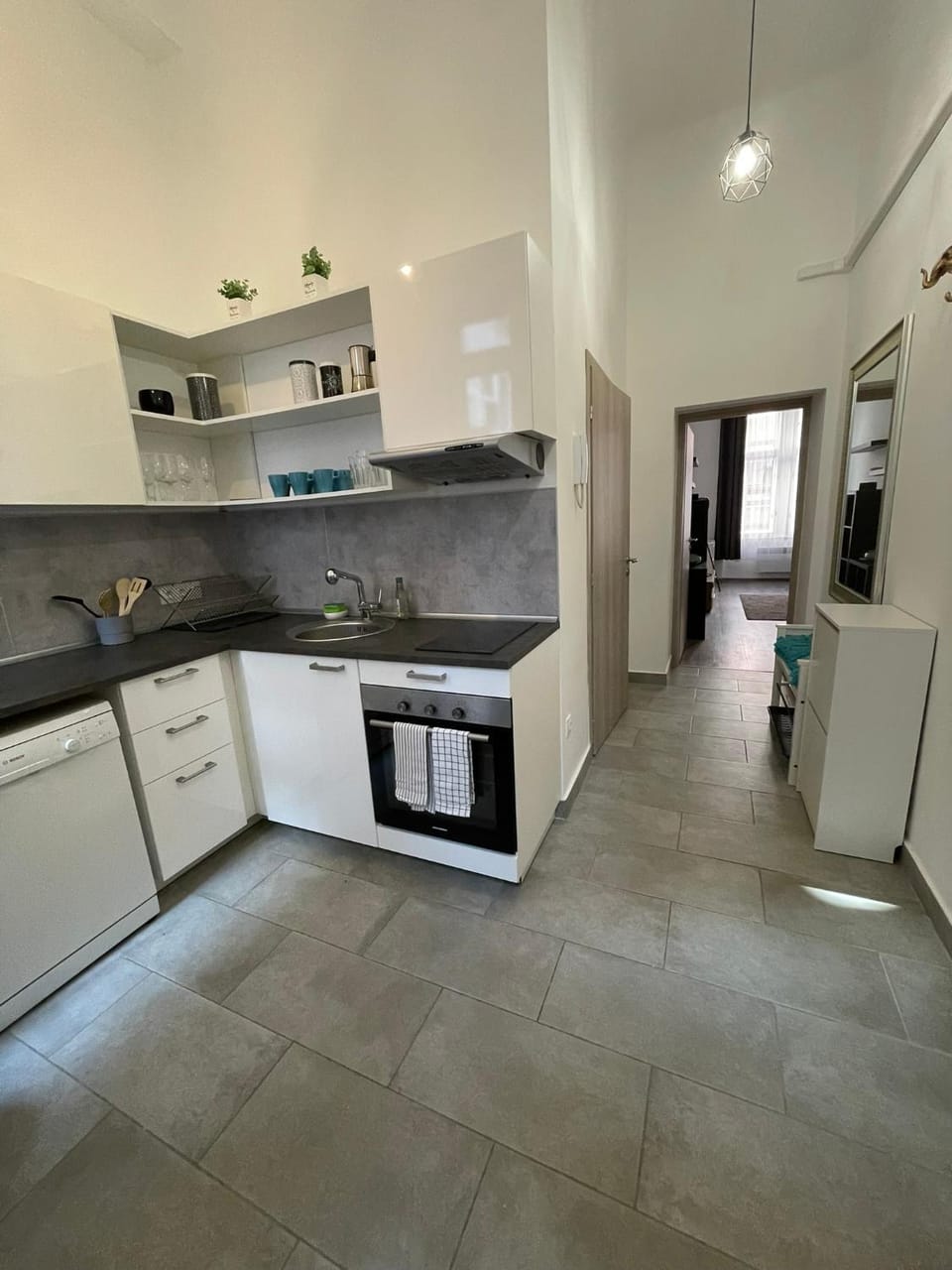Kitchen or kitchenette