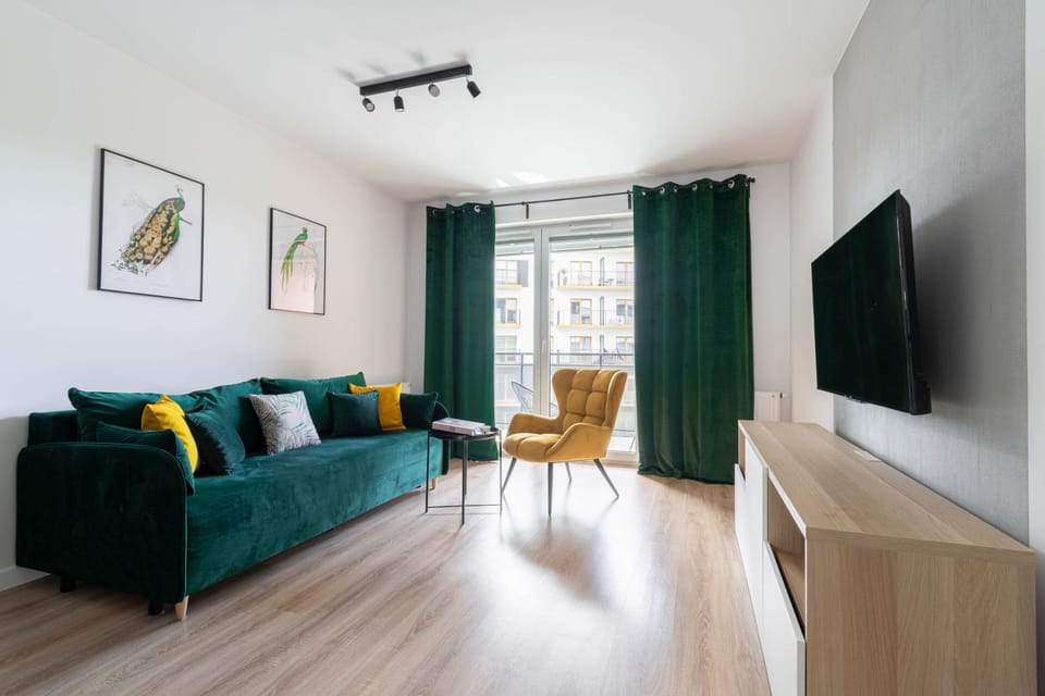 TV and multimedia, Living room, Seating area, Dining area, internet, internet