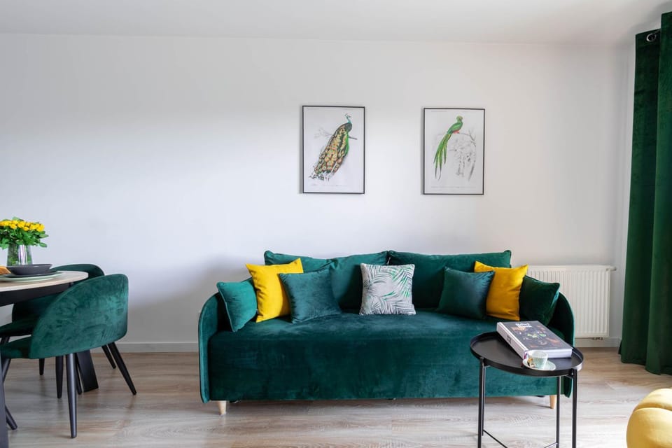 TV and multimedia, Living room, Seating area, internet, internet