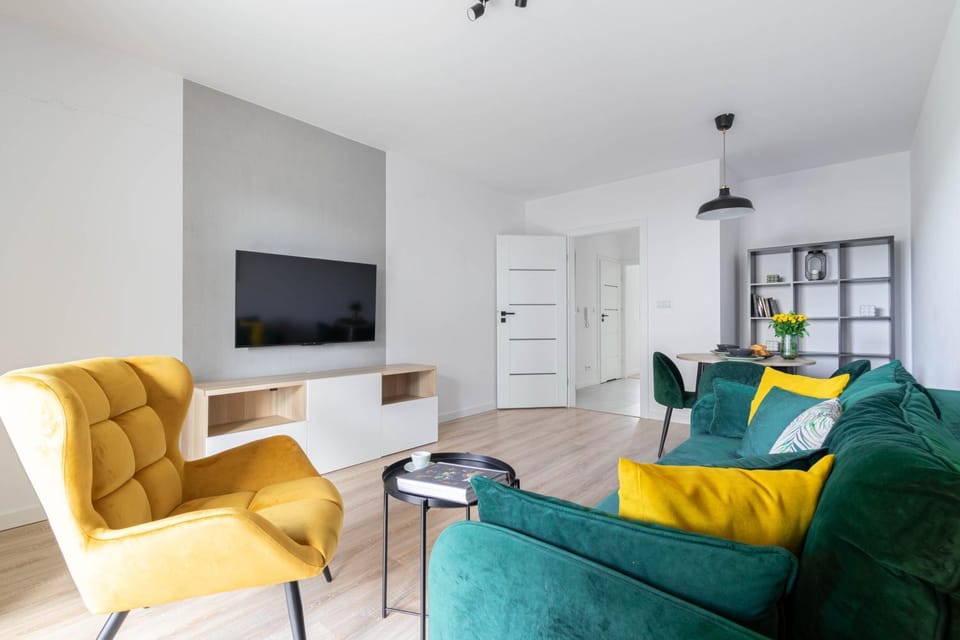 TV and multimedia, Living room, Seating area, Dining area, internet, internet