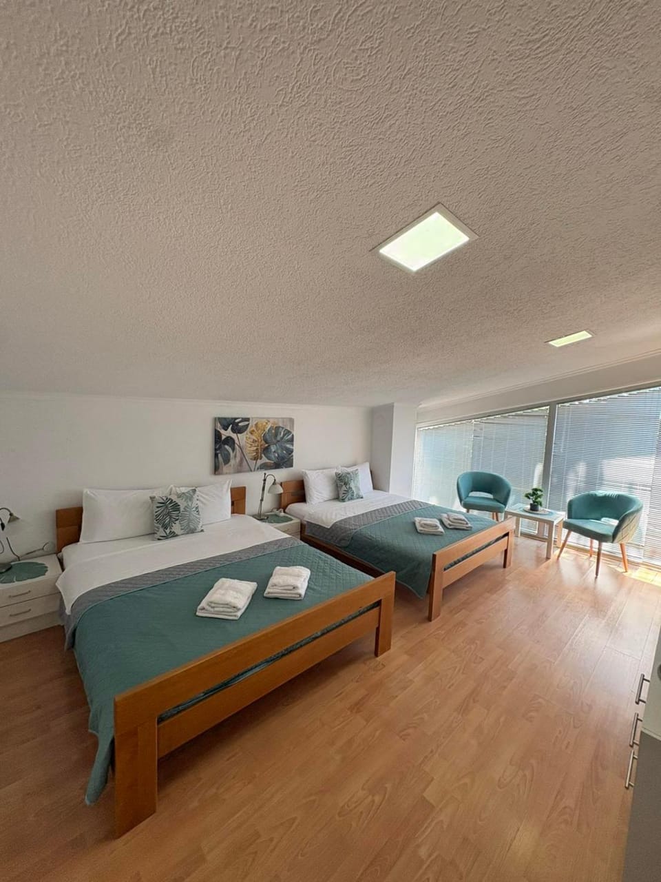 Bed, Seating area, Bedroom, wardrobe