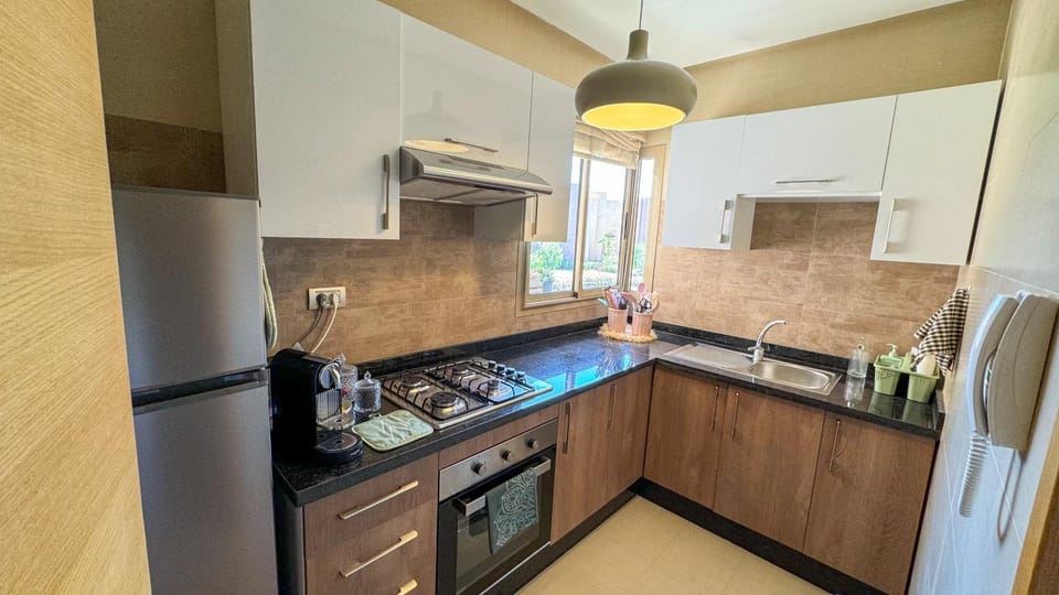 Kitchen or kitchenette, oven, pet friendly, stove, toaster, kitchen