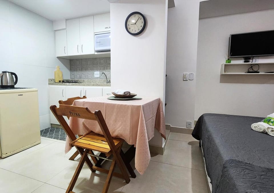 Bed, Kitchen or kitchenette, Bedroom, kitchen, kitchen