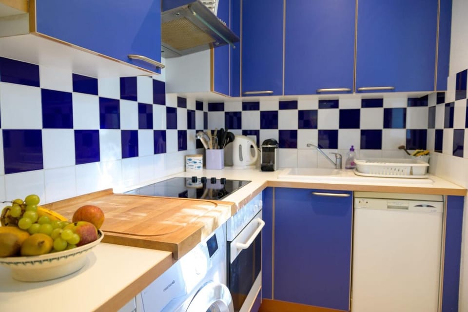 House with large garden and terrace a stone's throw from the port House in Saint-Martin-de-Ré