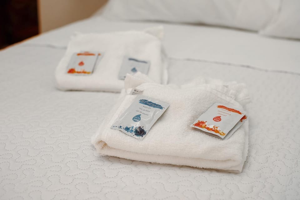 Hostal Habitaciones & Suites Don Pepín Bed and Breakfast in Malaga