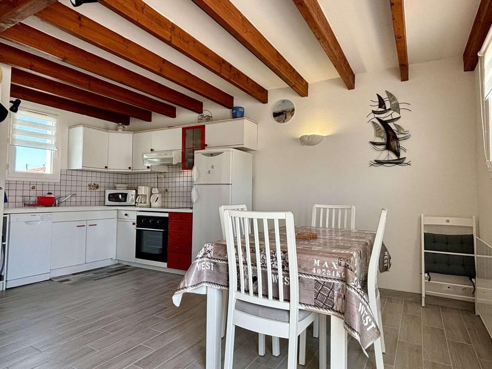 Maison rénovée 6 couchages Saint-Pierre d'Oléron, proche plage - FR-1-246A-311 House in Nouvelle-Aquitaine