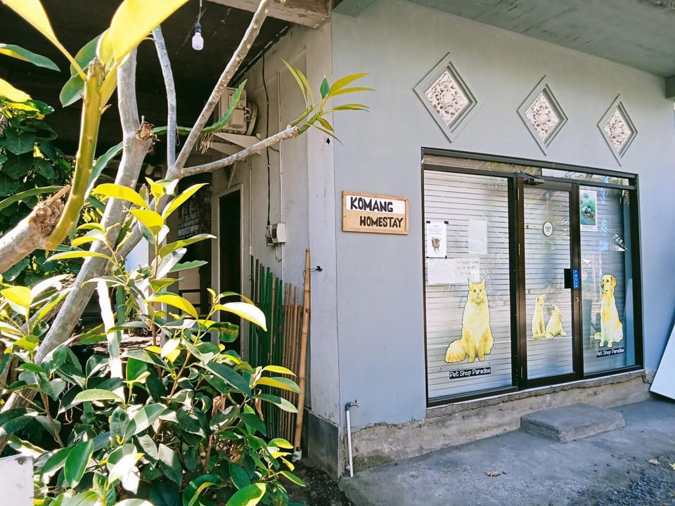 KOMANG homestay Vacation rental in Abang