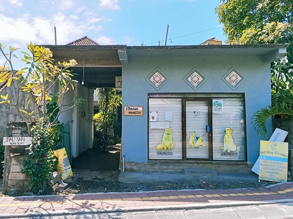 KOMANG homestay Vacation rental in Abang