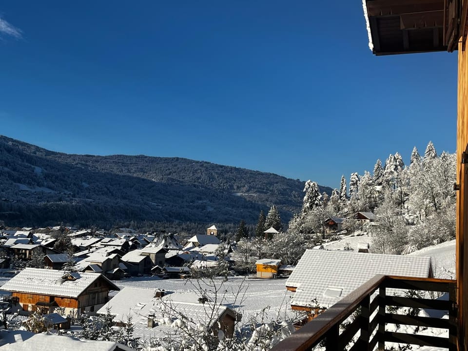 City view, Mountain view