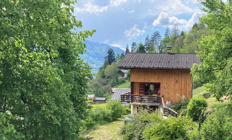 Property building, Garden, Garden view, Mountain view