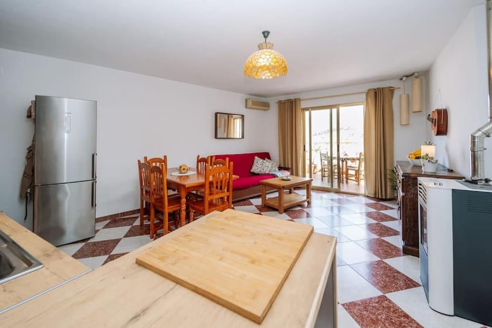 TV and multimedia, Kitchen or kitchenette, Living room