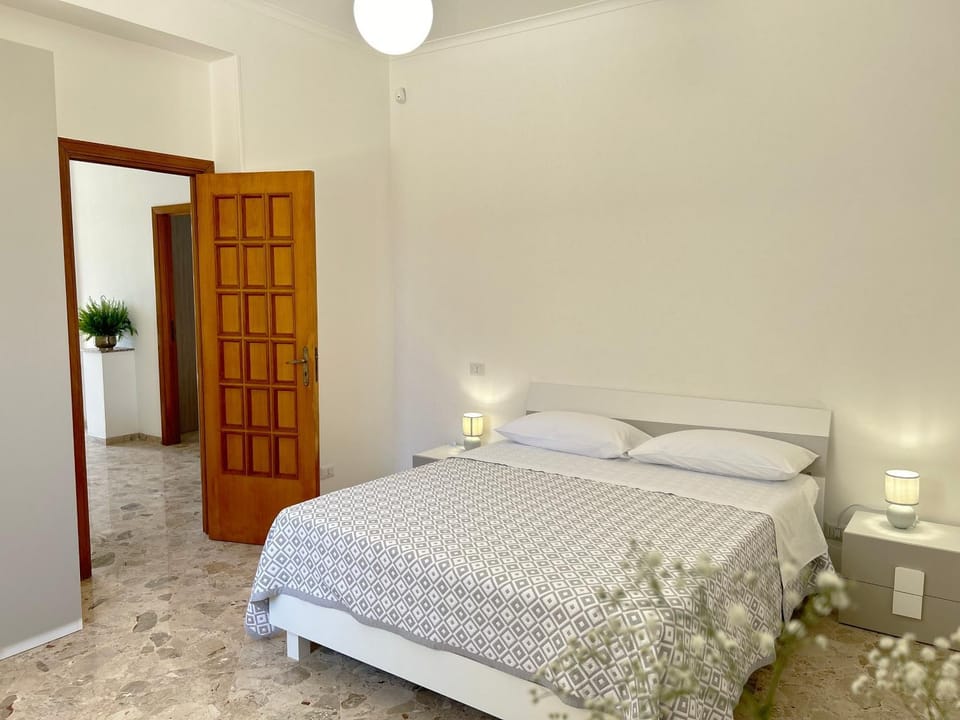 Villa Sole near the sandy beach, parking & wifi House in Avola