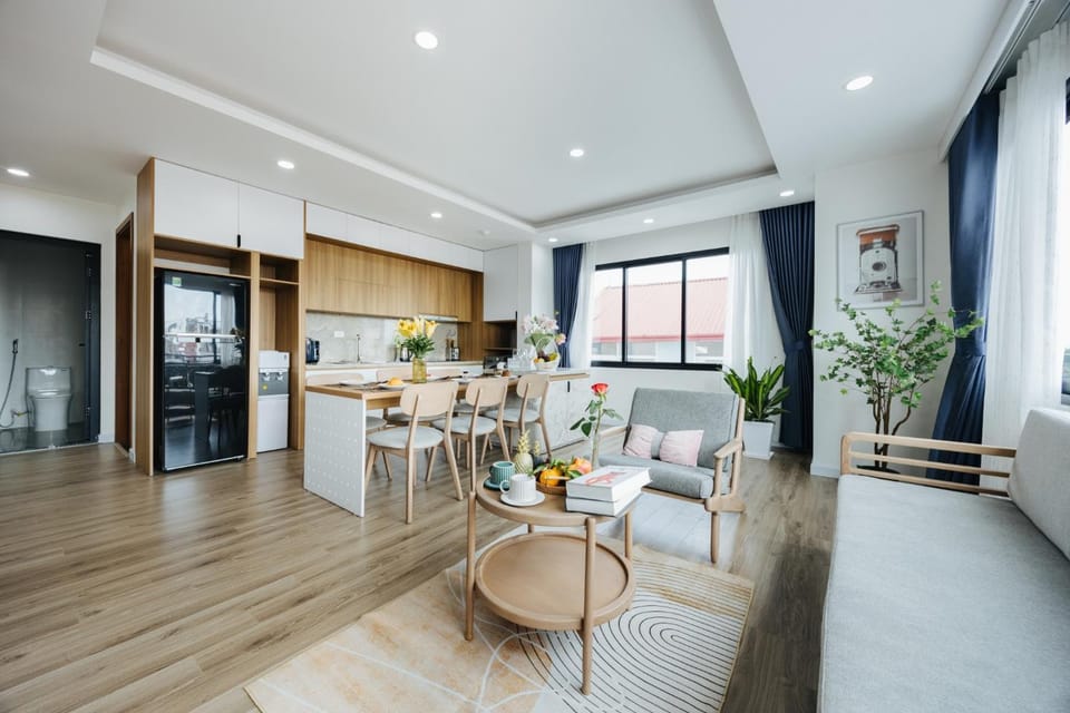 Kitchen or kitchenette, Living room, Dining area