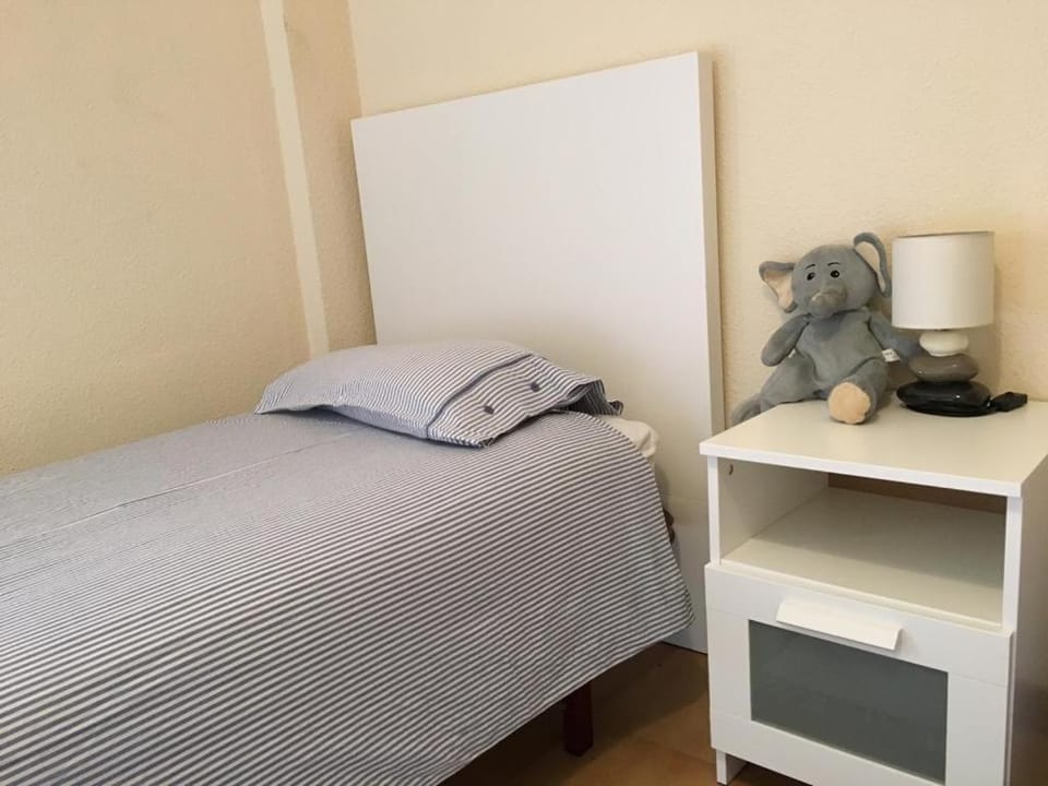 Apartamentos MyM Apartment in Jaca