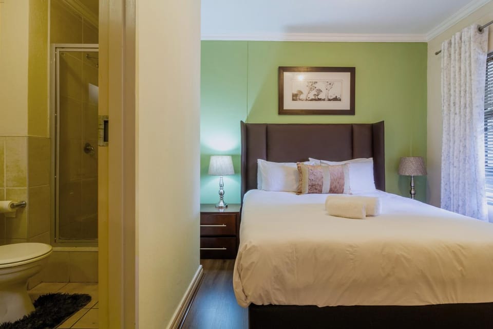 The Westpoint Charm on 5th floor Apartment in Sandton