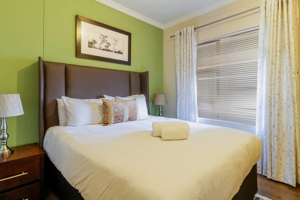 The Westpoint Charm on 5th floor Apartment in Sandton