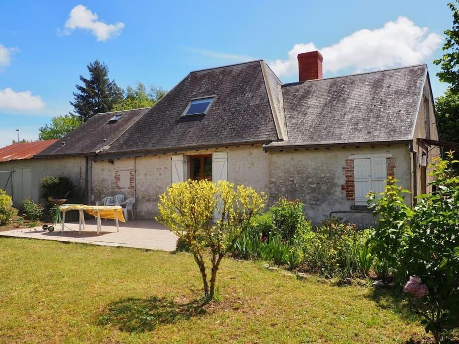 Property building, Patio, Garden