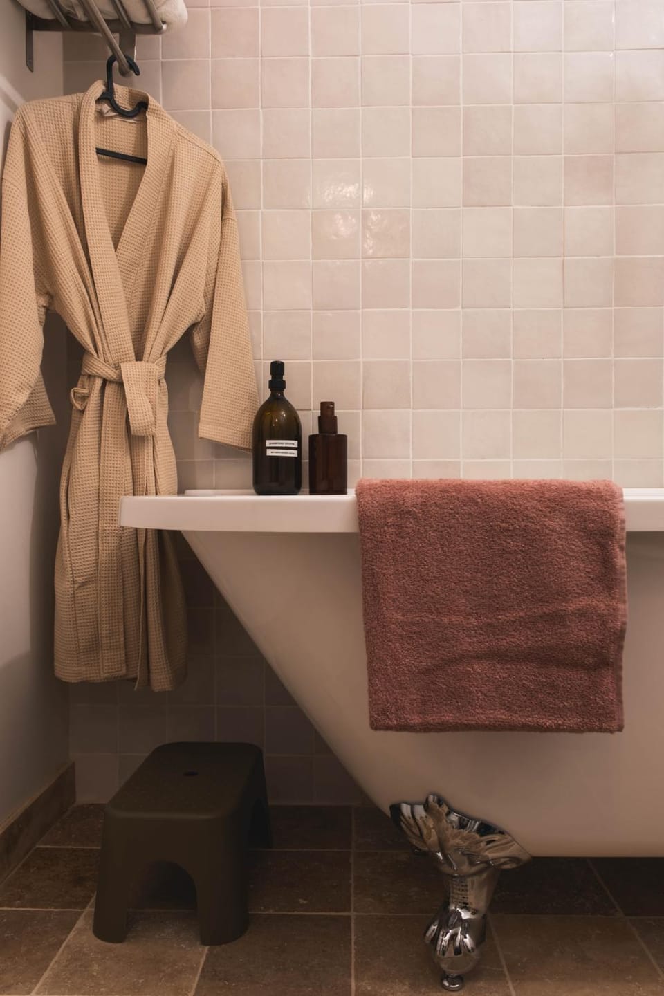 Bathroom, towels
